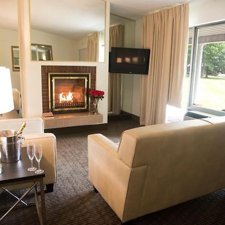 Cove Haven Resort Lakeville Exterior foto